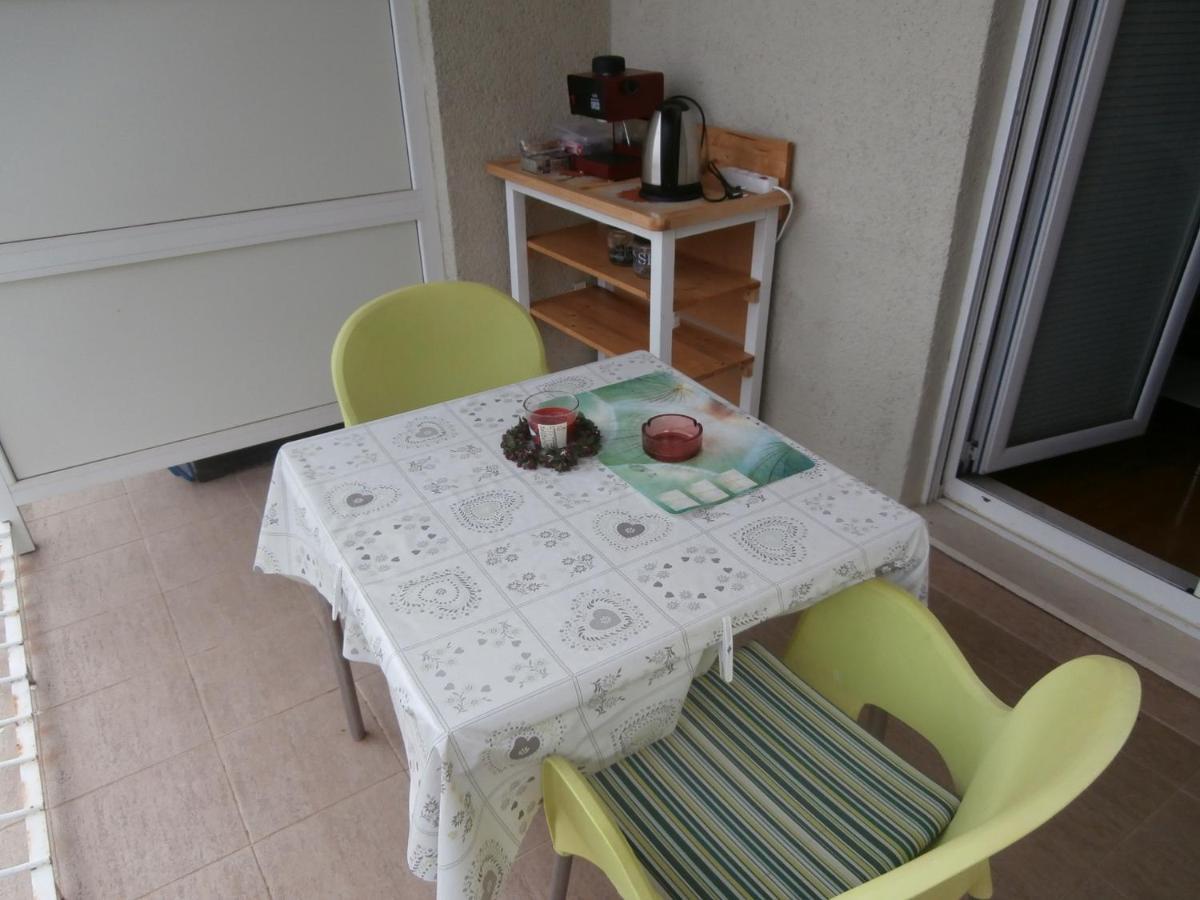 Apartment Studio Mia-Beach In سبليت المظهر الخارجي الصورة